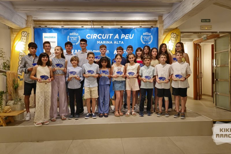 El Circuit a Peu Marina Alta tanca una nova edició amb xifra récord de més de 16.000 participants El Circuit a Peu Marina Alta tanca una nova edició amb xifra récord de més de 16.000 participants